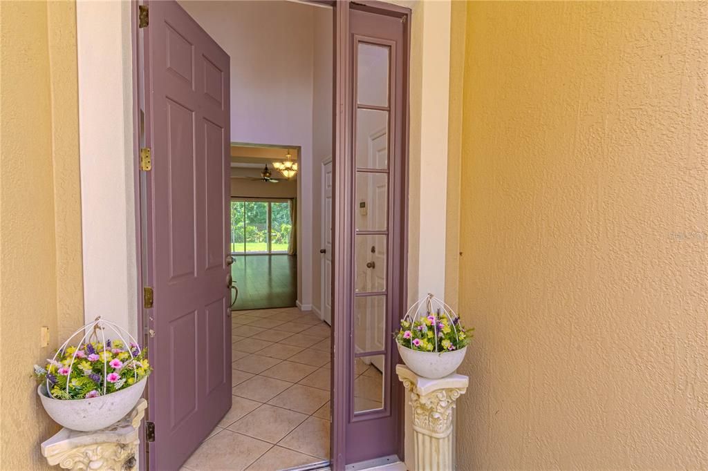 En Venta: $469,000 (4 camas, 2 baños, 1937 Pies cuadrados)