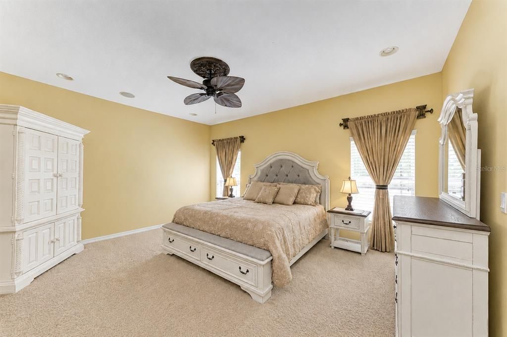 For Sale: $535,000 (4 beds, 3 baths, 2998 Square Feet)