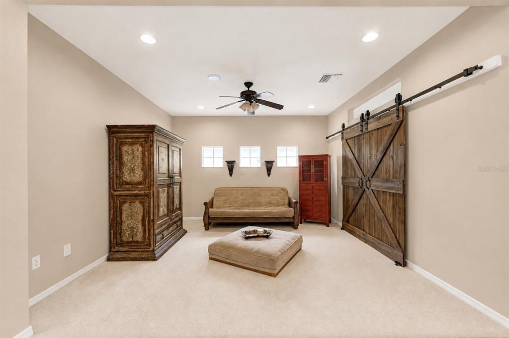 For Sale: $535,000 (4 beds, 3 baths, 2998 Square Feet)