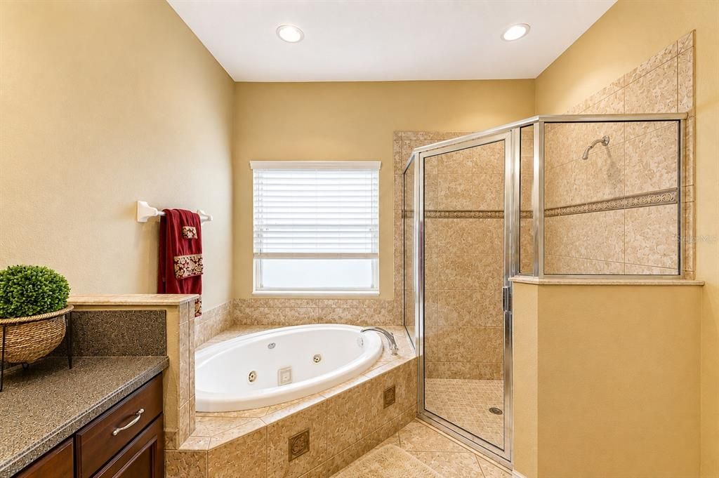 For Sale: $535,000 (4 beds, 3 baths, 2998 Square Feet)