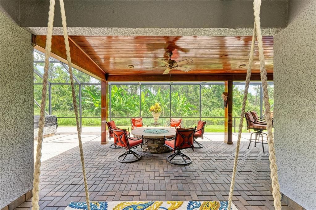 For Sale: $535,000 (4 beds, 3 baths, 2998 Square Feet)