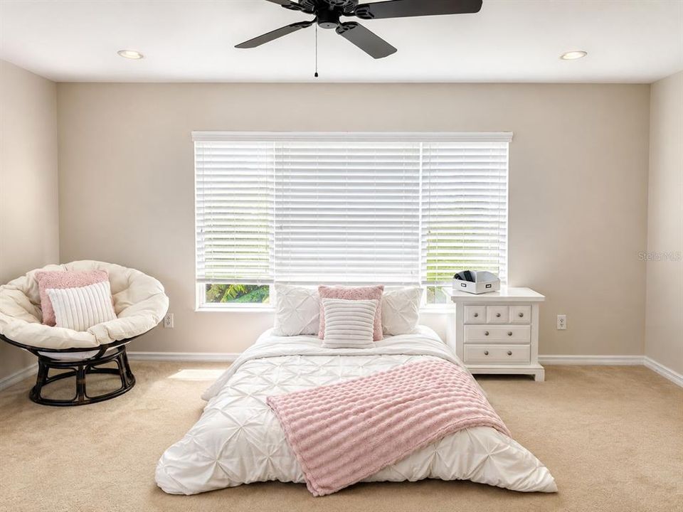 For Sale: $535,000 (4 beds, 3 baths, 2998 Square Feet)