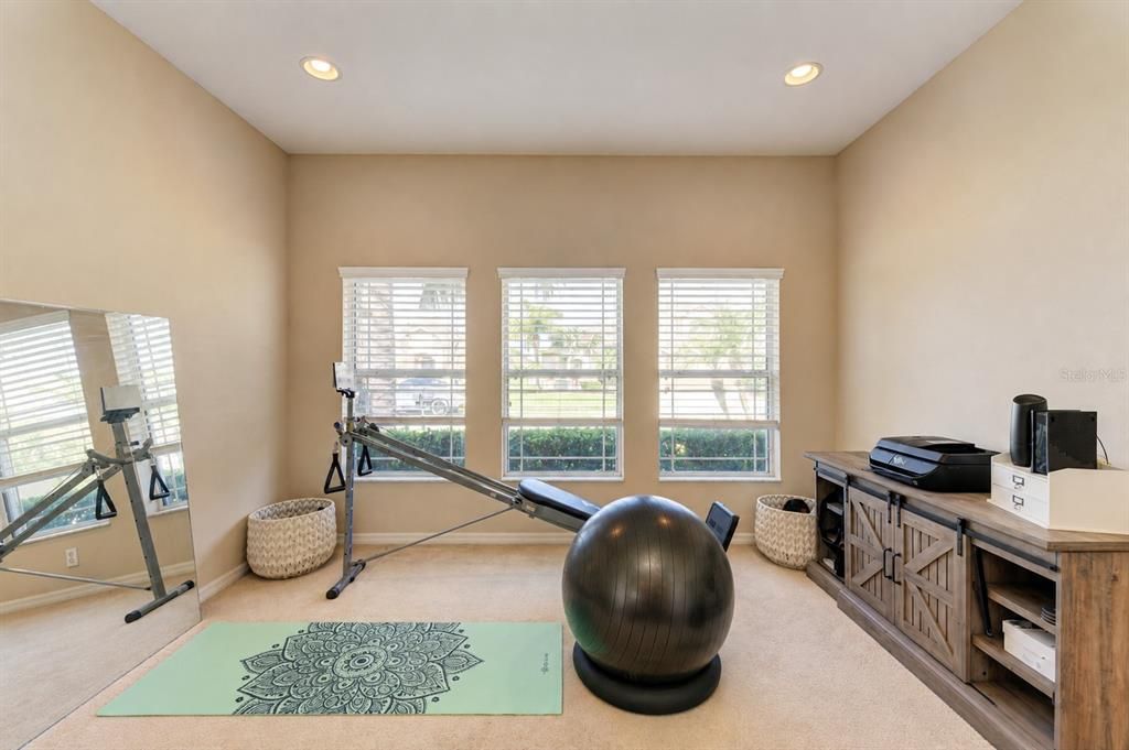 For Sale: $535,000 (4 beds, 3 baths, 2998 Square Feet)
