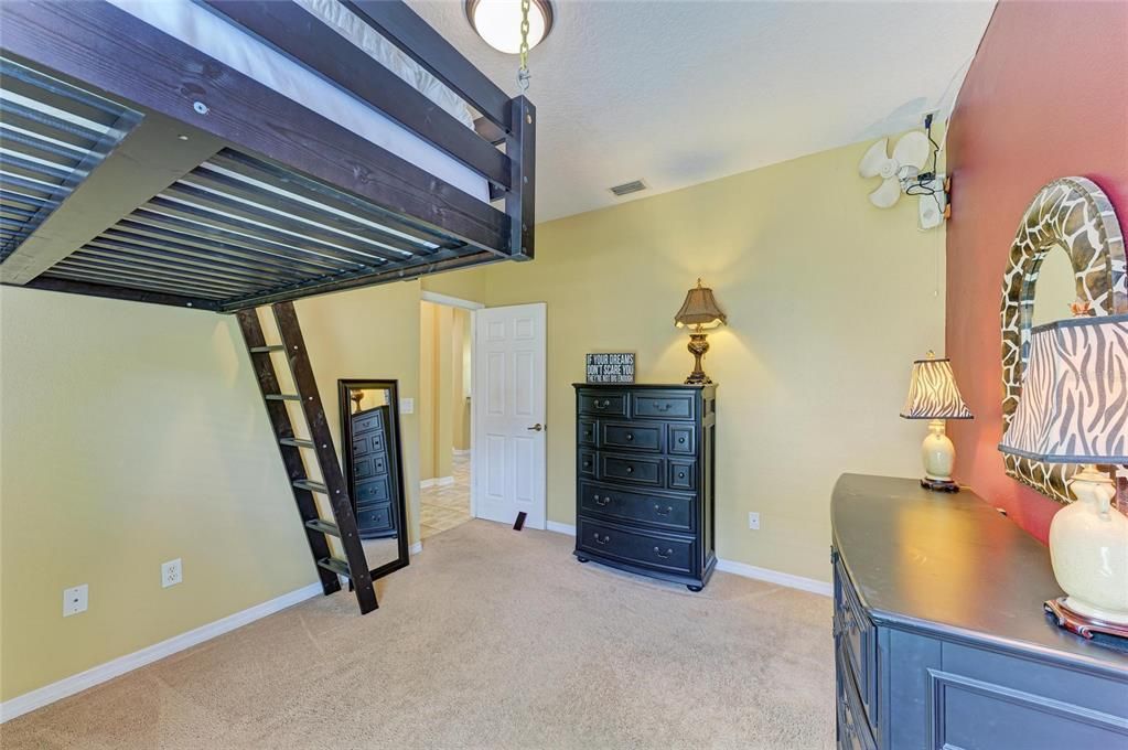 For Sale: $535,000 (4 beds, 3 baths, 2998 Square Feet)