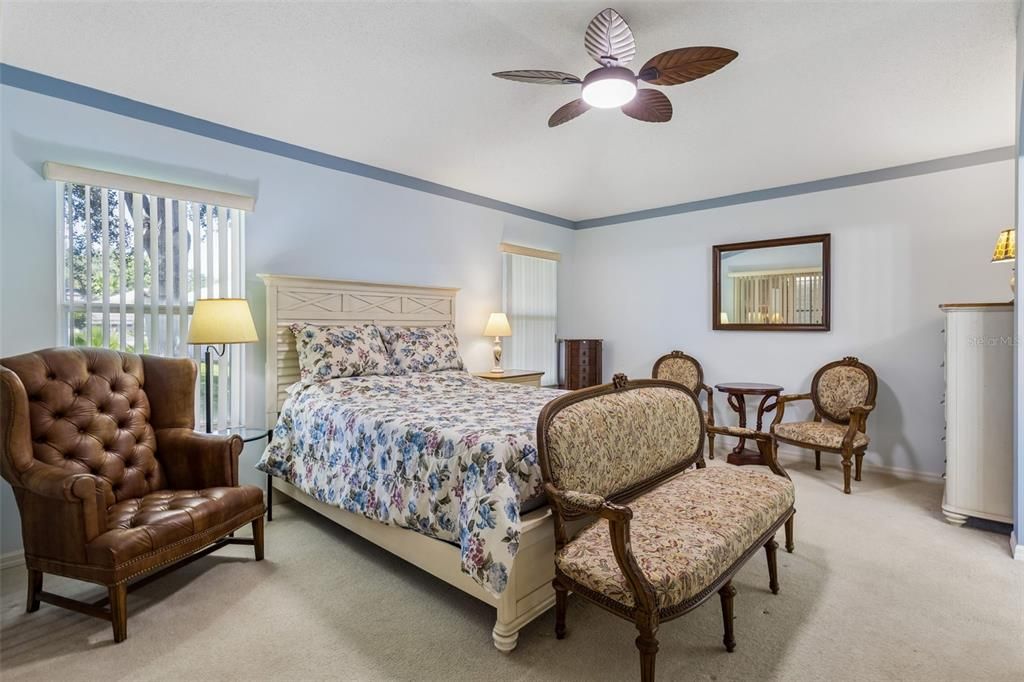 For Rent: $2,000 (3 beds, 2 baths, 1405 Square Feet)