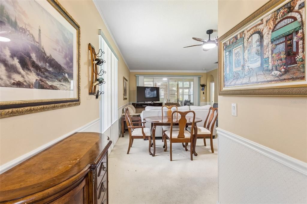 For Rent: $2,000 (3 beds, 2 baths, 1405 Square Feet)