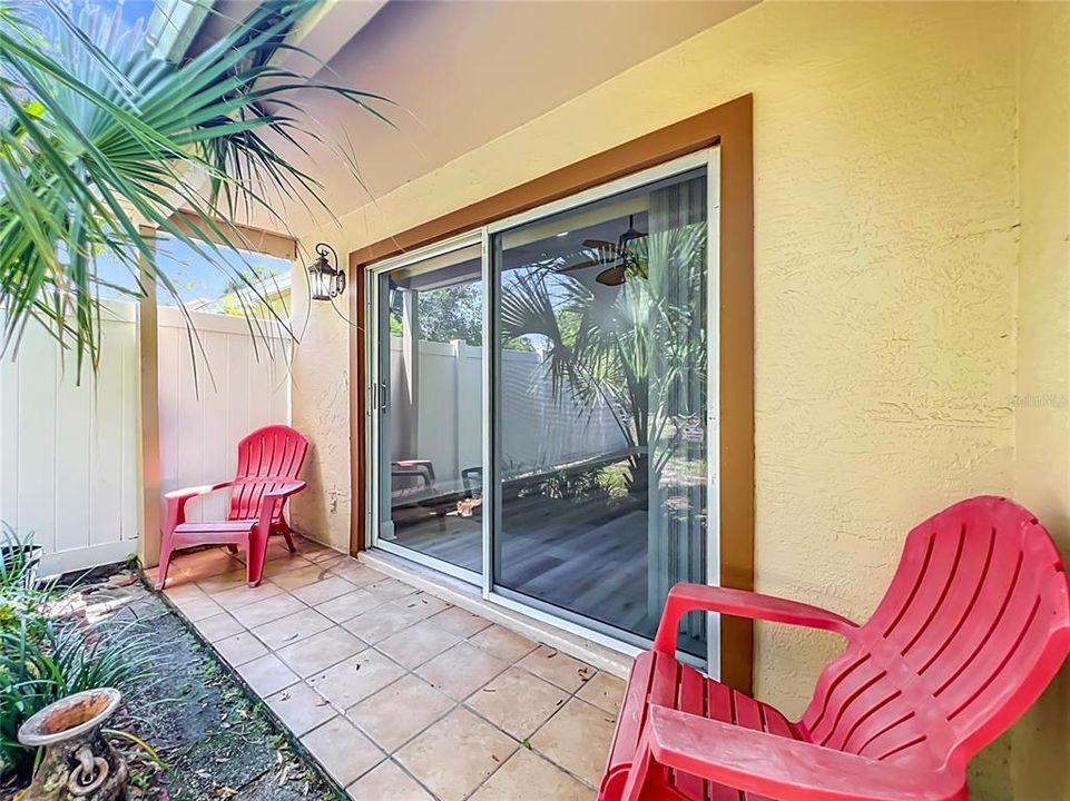 For Sale: $199,900 (3 beds, 2 baths, 1099 Square Feet)