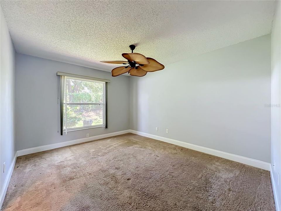 For Sale: $199,900 (3 beds, 2 baths, 1099 Square Feet)