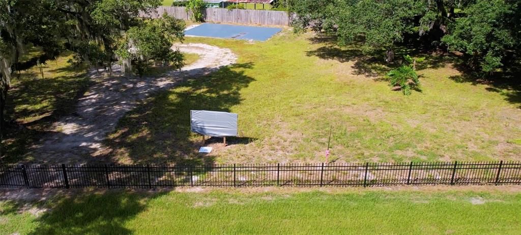 En Venta: $205,000 (0.65 acres)