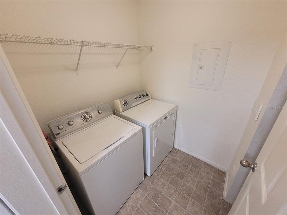 В аренду: $1,400 (2 спален, 2 ванн, 987 Квадратных фут)