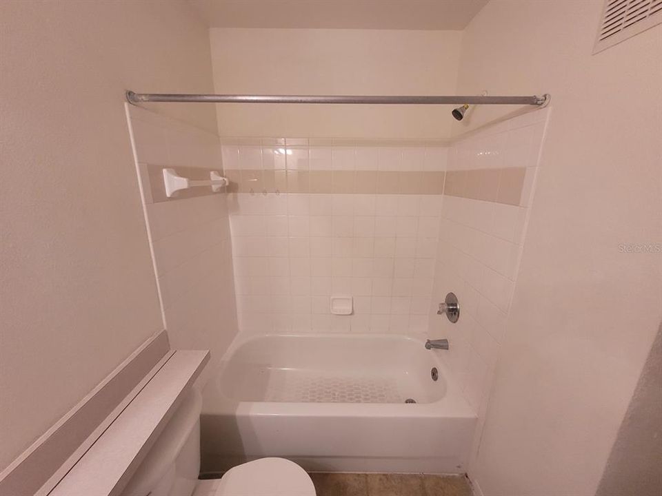 В аренду: $1,400 (2 спален, 2 ванн, 987 Квадратных фут)