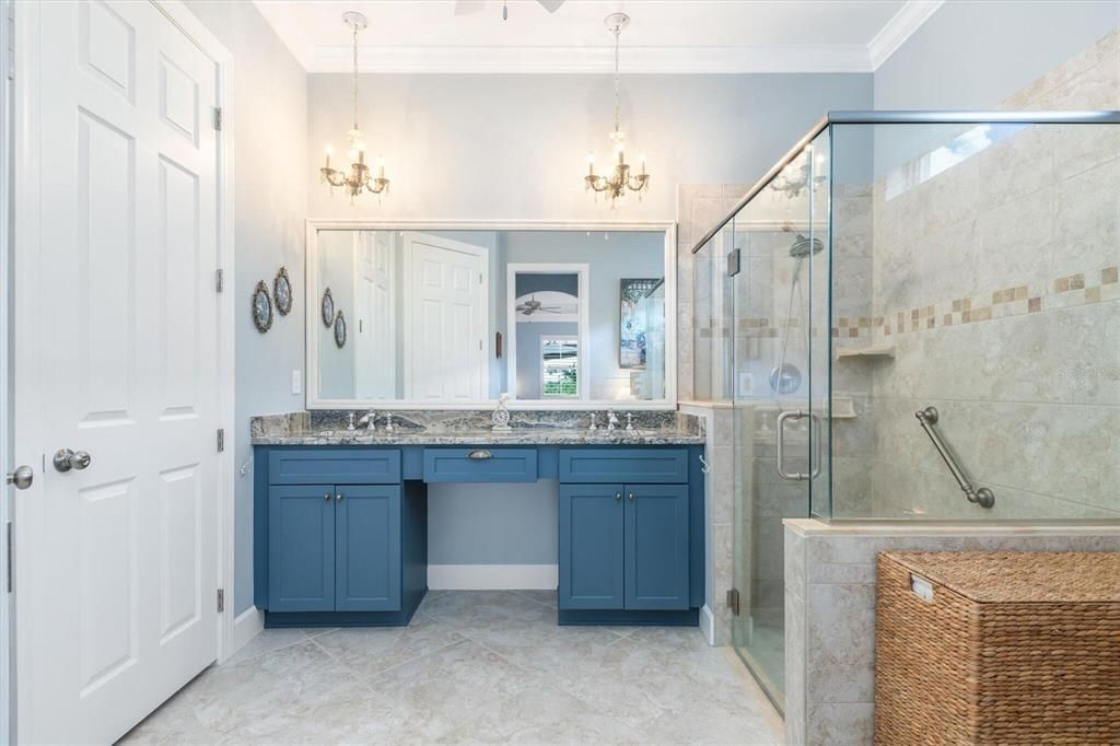 For Sale: $680,000 (2 beds, 2 baths, 1805 Square Feet)