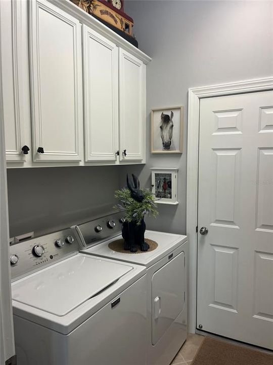 For Sale: $680,000 (2 beds, 2 baths, 1805 Square Feet)