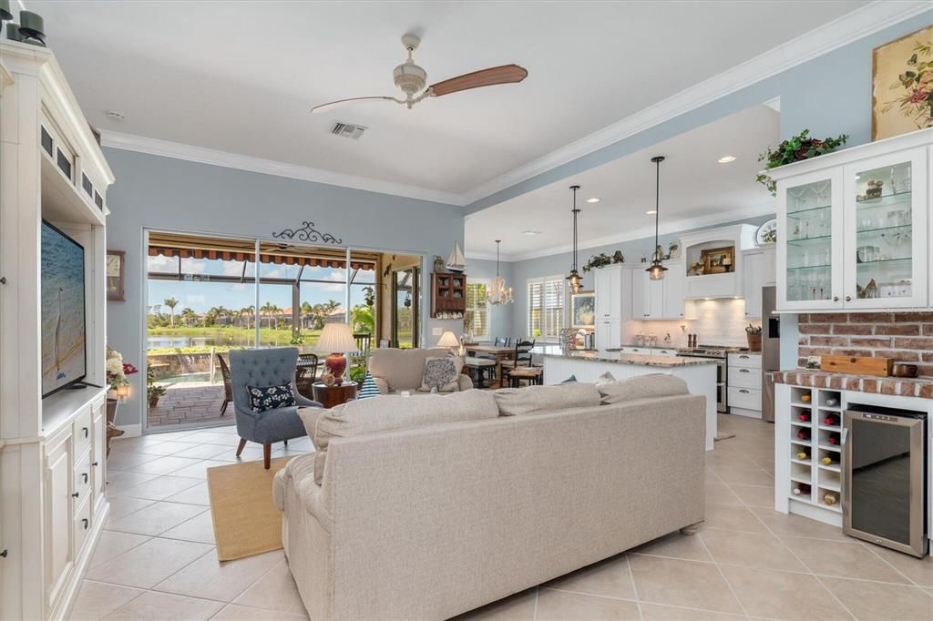 For Sale: $680,000 (2 beds, 2 baths, 1805 Square Feet)