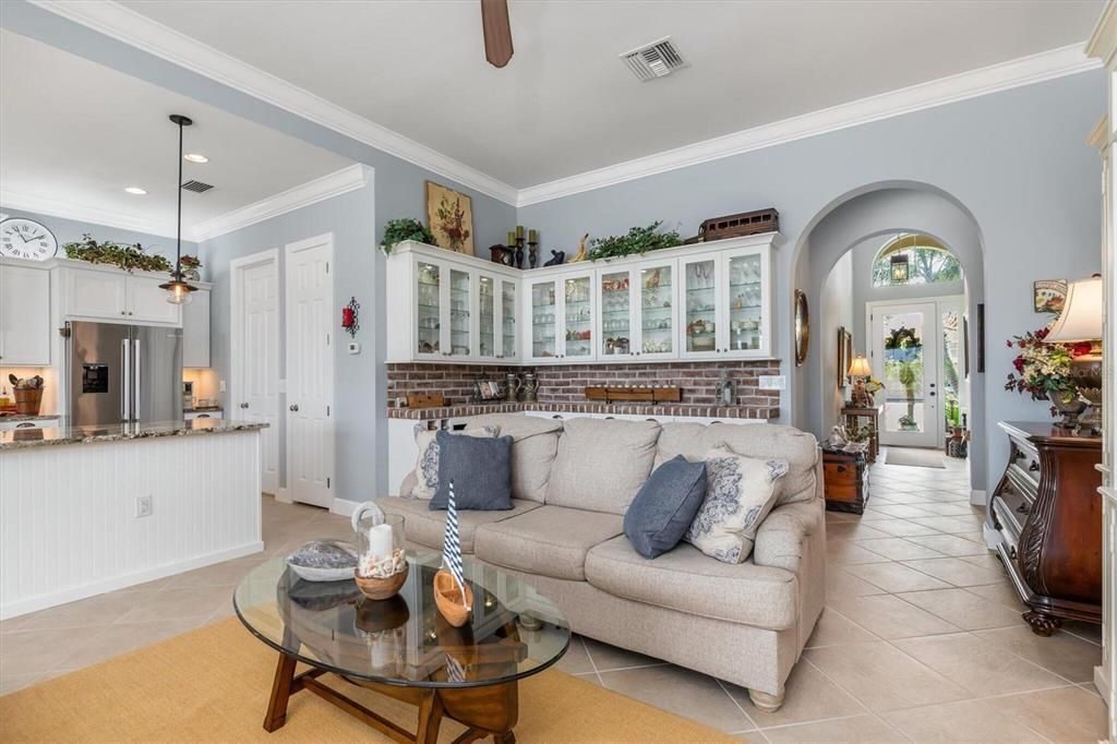 For Sale: $680,000 (2 beds, 2 baths, 1805 Square Feet)