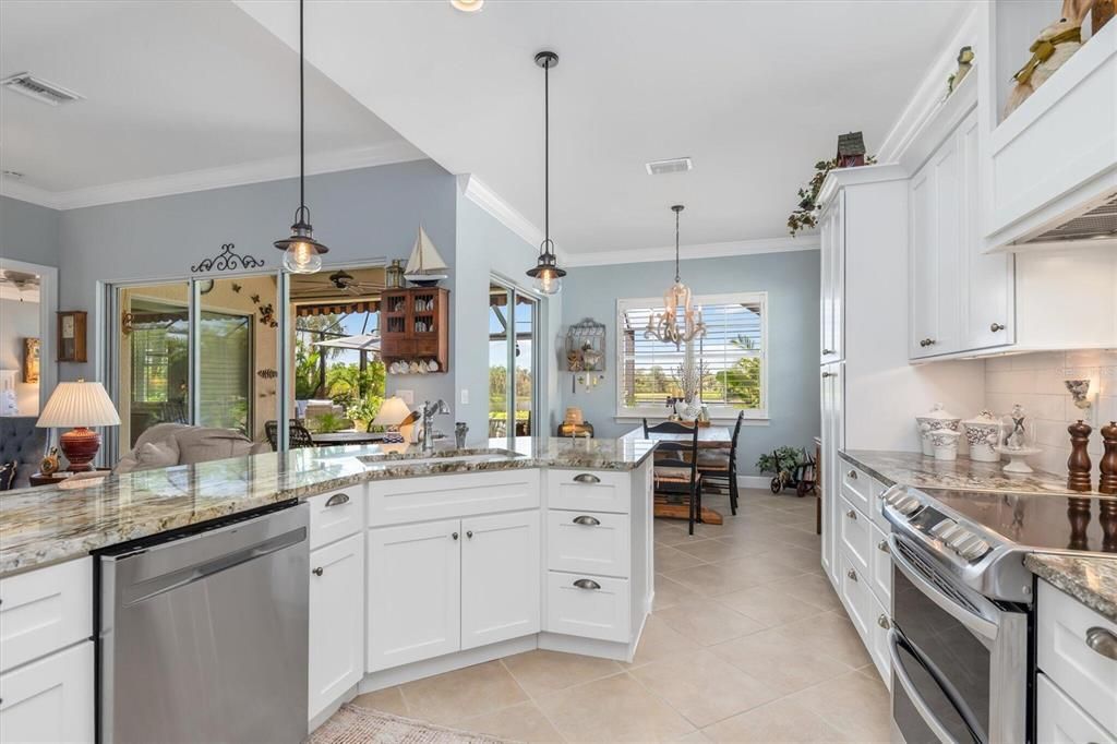 For Sale: $680,000 (2 beds, 2 baths, 1805 Square Feet)