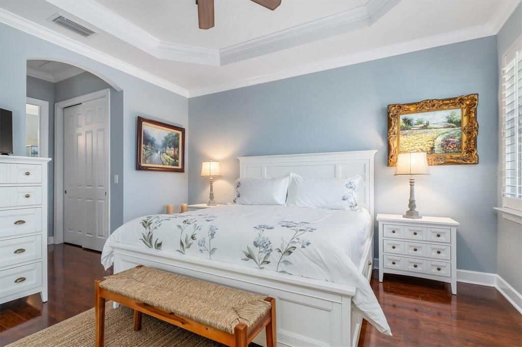 For Sale: $680,000 (2 beds, 2 baths, 1805 Square Feet)