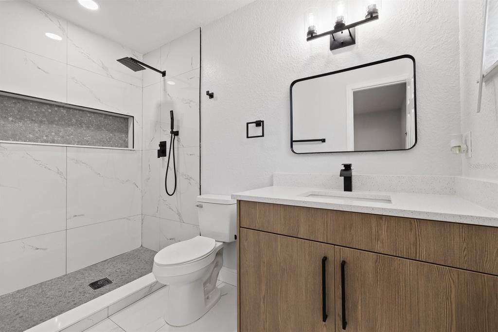 En Venta: $347,900 (3 camas, 2 baños, 1864 Pies cuadrados)