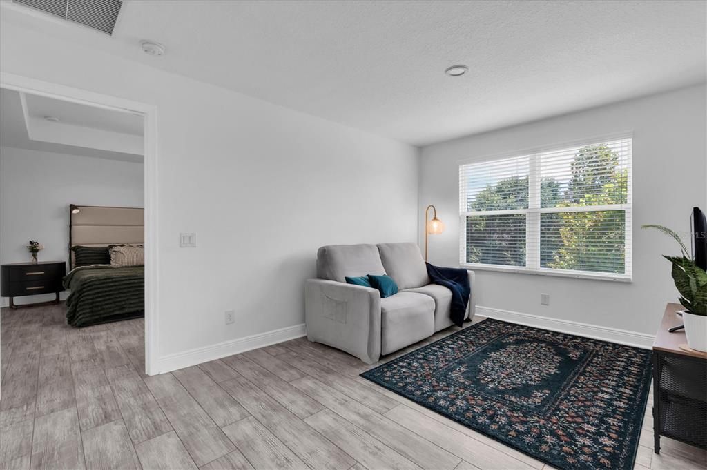 For Sale: $565,000 (3 beds, 2 baths, 2502 Square Feet)
