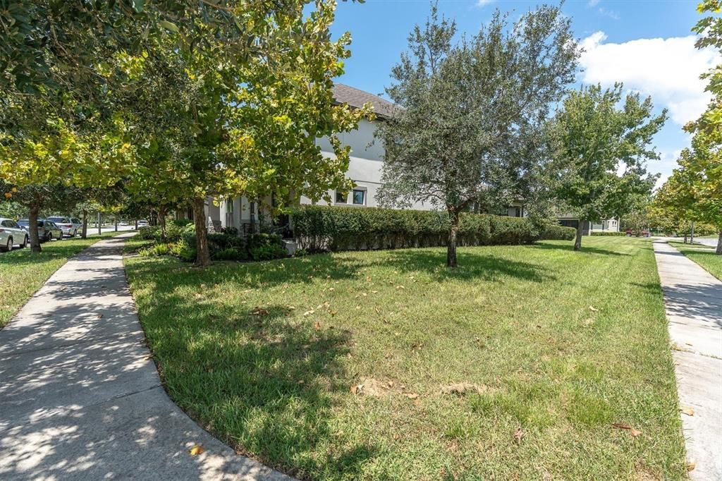 For Sale: $565,000 (3 beds, 2 baths, 2502 Square Feet)