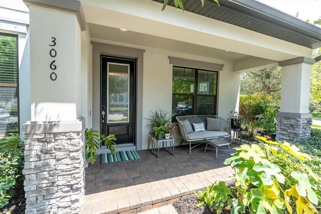 For Sale: $565,000 (3 beds, 2 baths, 2502 Square Feet)