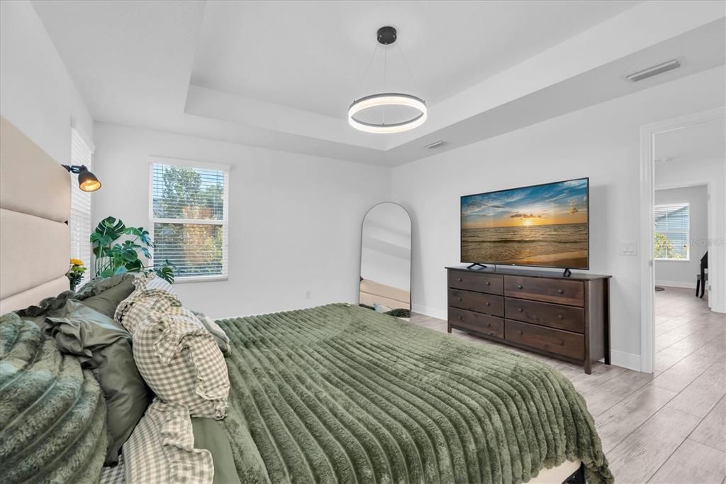 For Sale: $565,000 (3 beds, 2 baths, 2502 Square Feet)