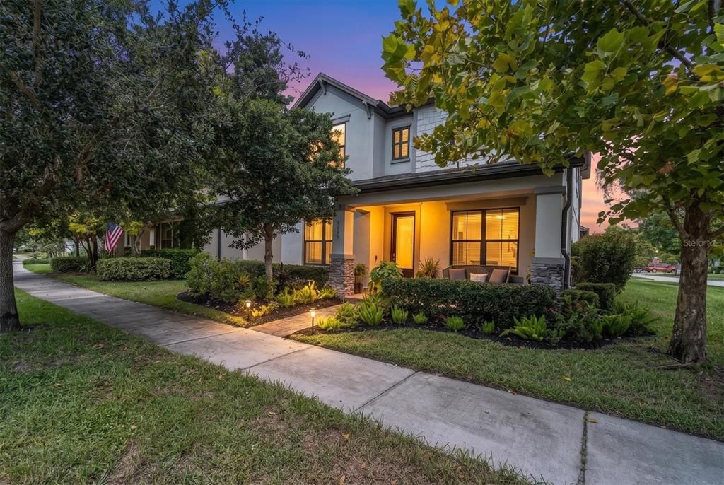Active With Contract: $550,000 (4 beds, 2 baths, 2502 Square Feet)