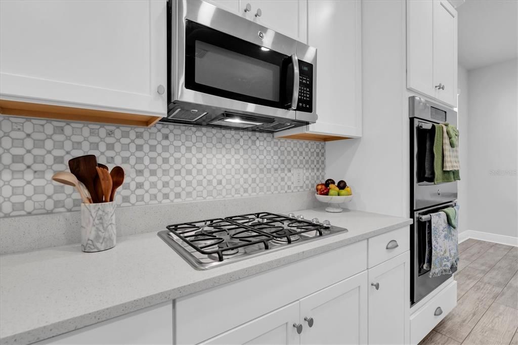 For Sale: $565,000 (3 beds, 2 baths, 2502 Square Feet)
