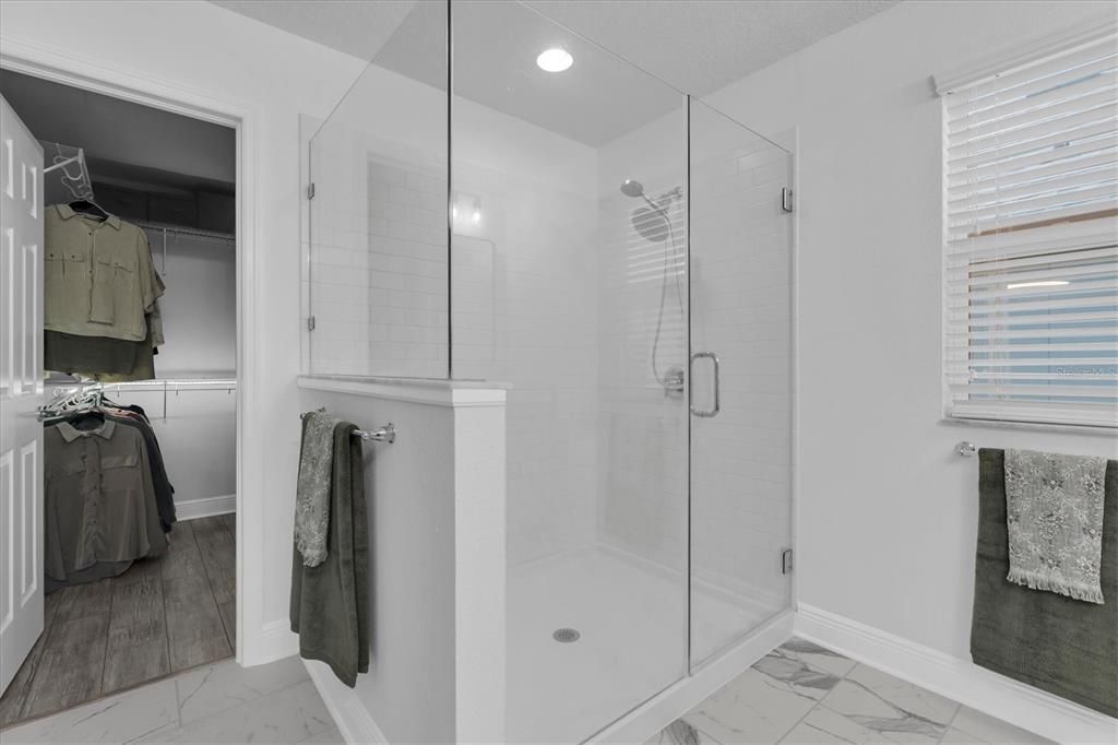 For Sale: $565,000 (3 beds, 2 baths, 2502 Square Feet)