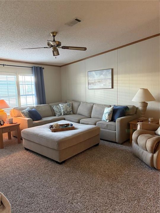 For Sale: $185,000 (2 beds, 2 baths, 1560 Square Feet)