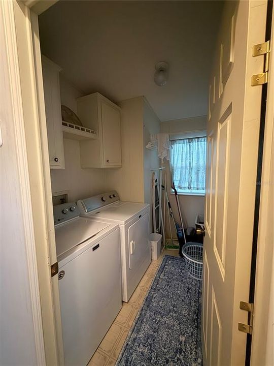 For Sale: $185,000 (2 beds, 2 baths, 1560 Square Feet)