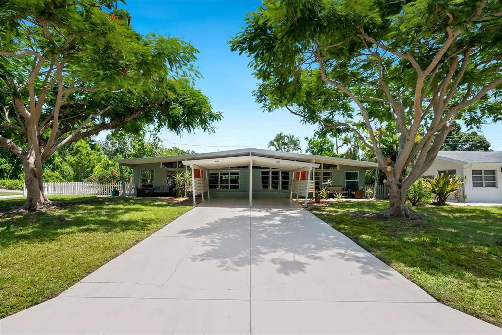 For Rent: $2,350 (2 beds, 1 baths, 1224 Square Feet)