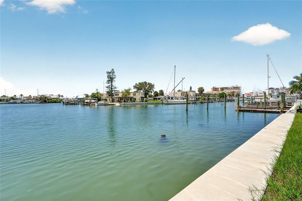 En Venta: $800,000 (0.14 acres)