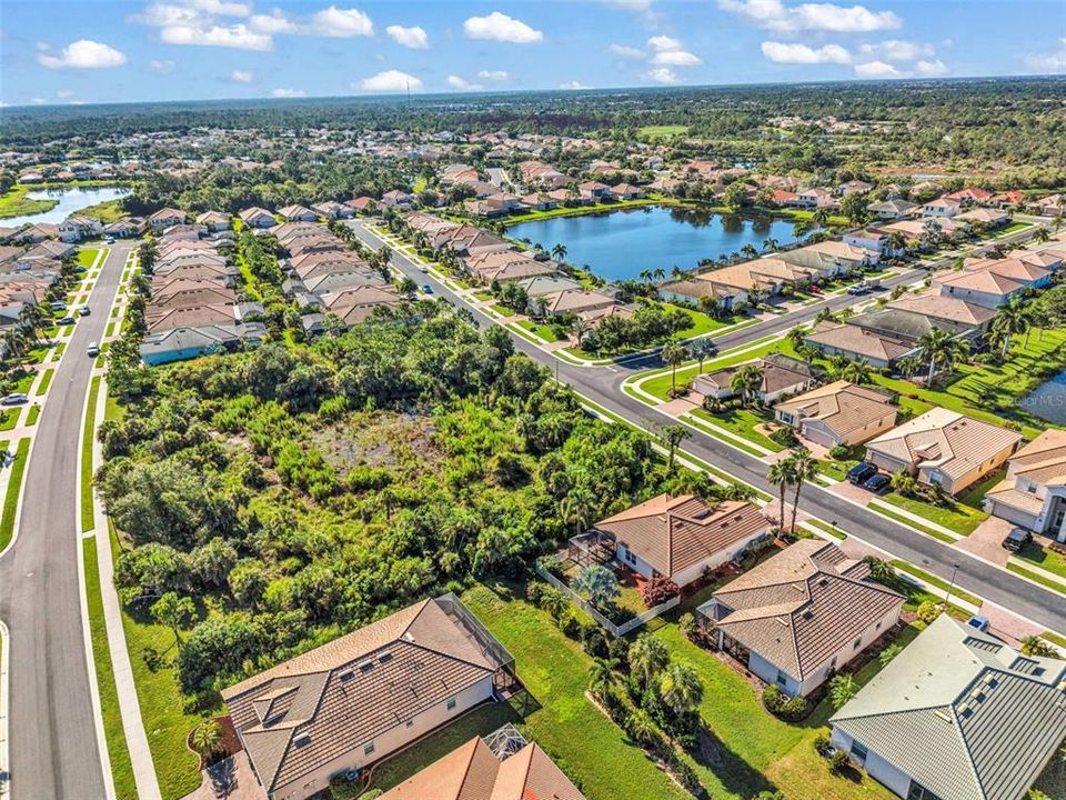 For Sale: $339,900 (3 beds, 2 baths, 1363 Square Feet)