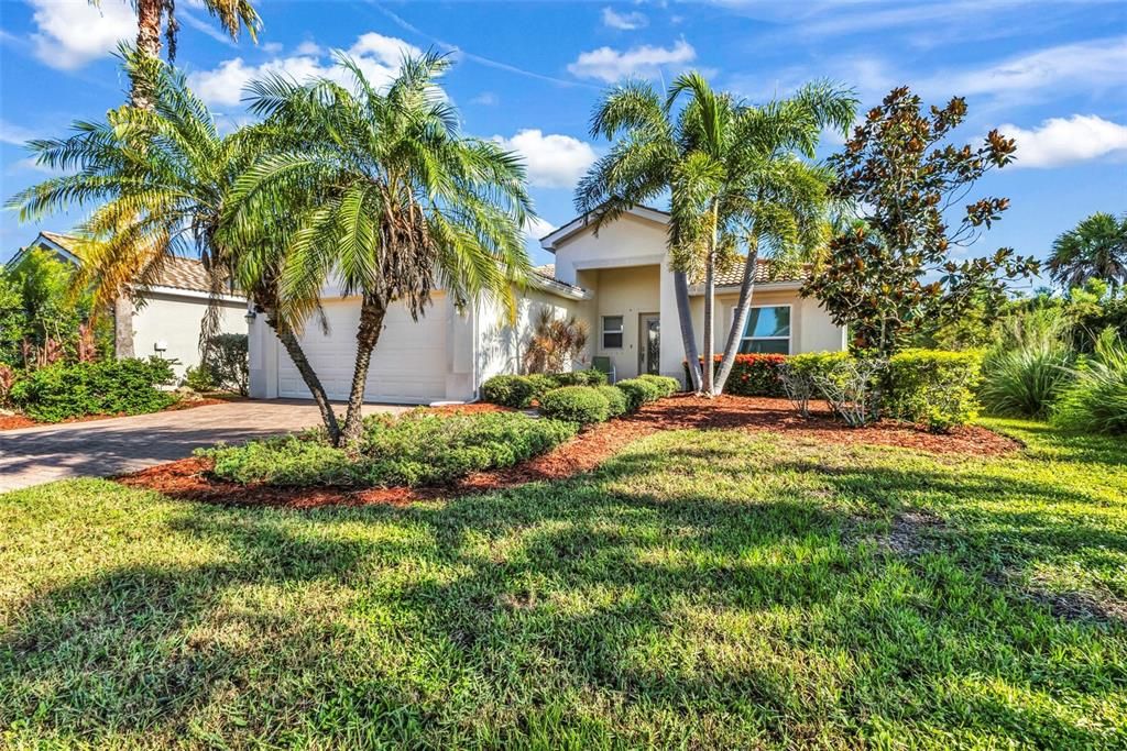 For Sale: $339,900 (3 beds, 2 baths, 1363 Square Feet)