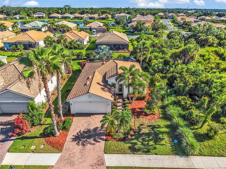For Sale: $339,900 (3 beds, 2 baths, 1363 Square Feet)