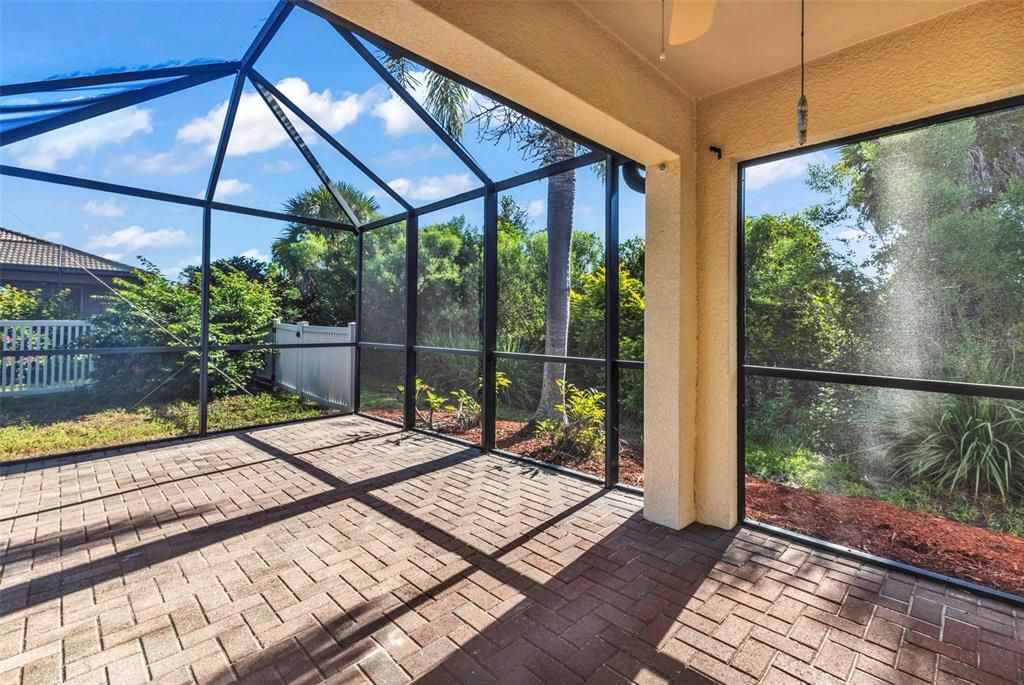 For Sale: $339,900 (3 beds, 2 baths, 1363 Square Feet)