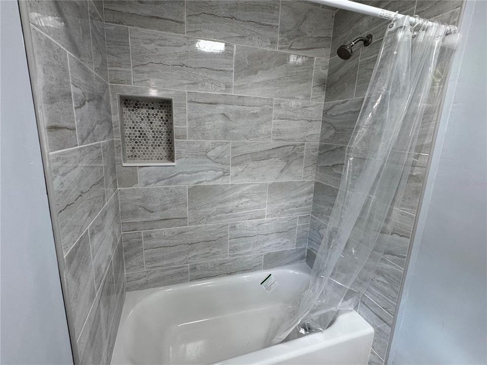En Venta: $419,900 (3 camas, 2 baños, 1208 Pies cuadrados)