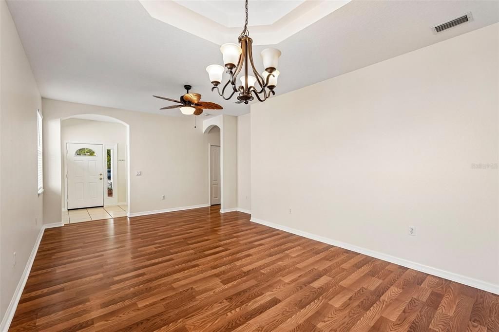 For Sale: $429,900 (3 beds, 2 baths, 1470 Square Feet)
