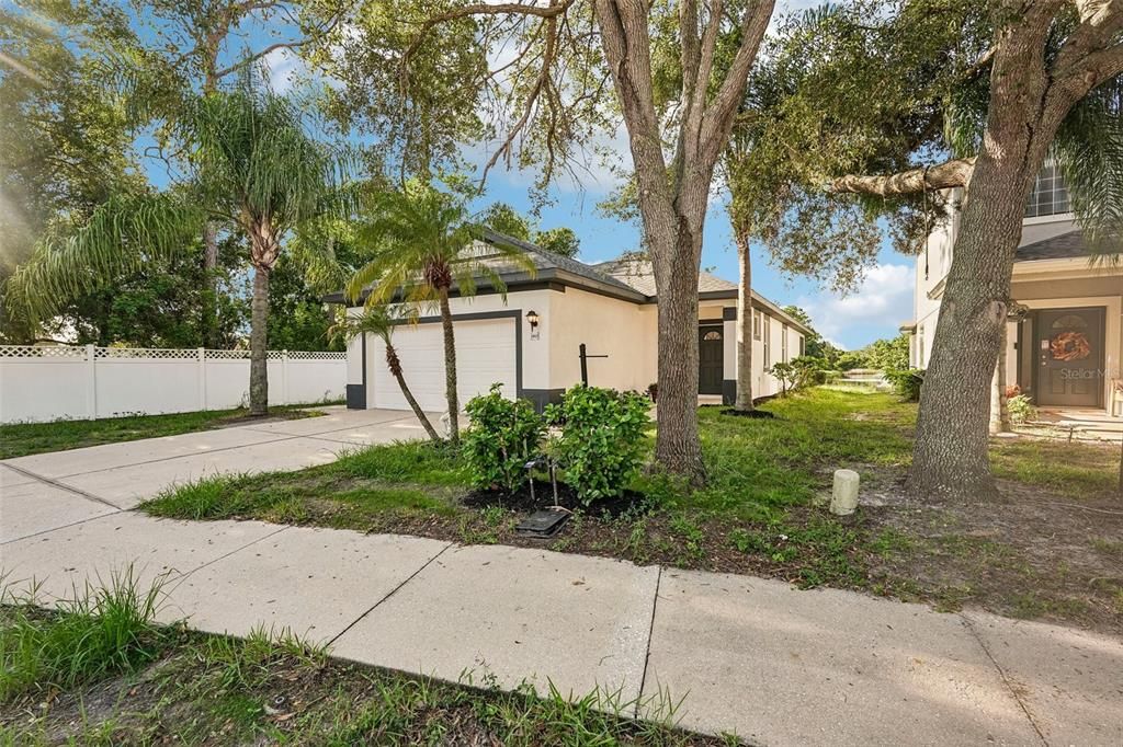 For Sale: $429,900 (3 beds, 2 baths, 1470 Square Feet)