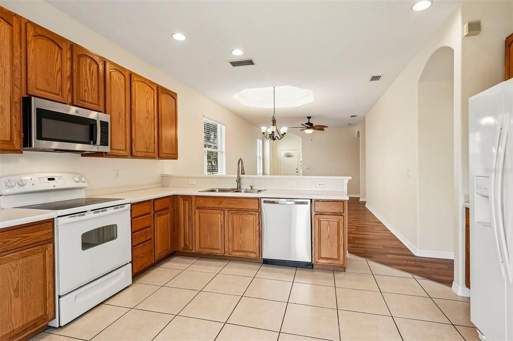 For Sale: $429,900 (3 beds, 2 baths, 1470 Square Feet)
