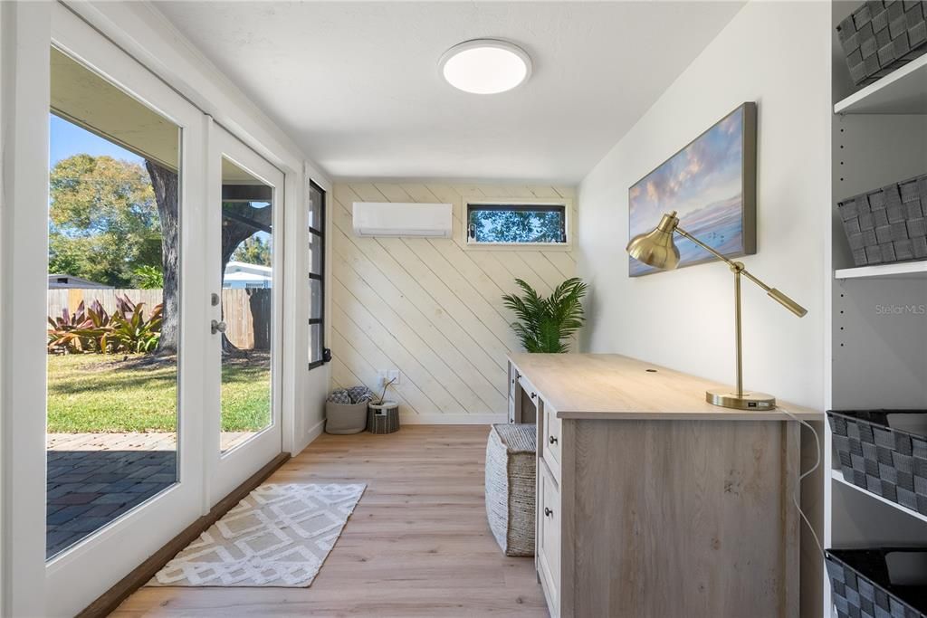 For Rent: $2,750 (3 beds, 2 baths, 1355 Square Feet)