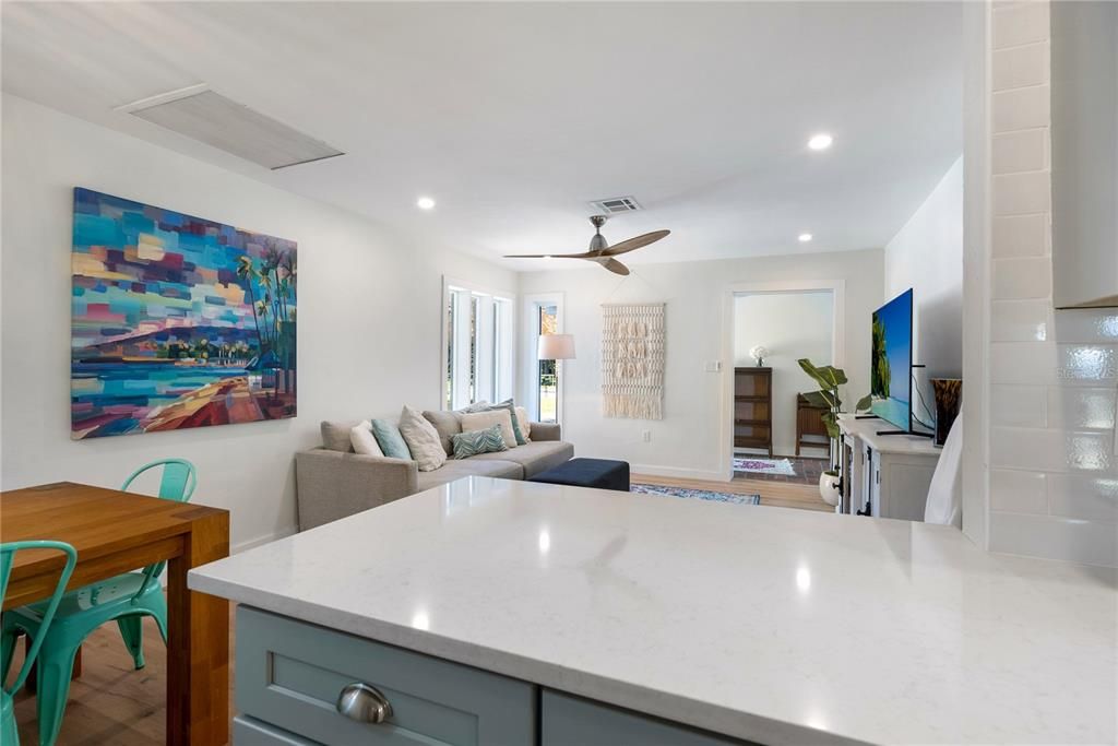 For Rent: $2,750 (3 beds, 2 baths, 1355 Square Feet)