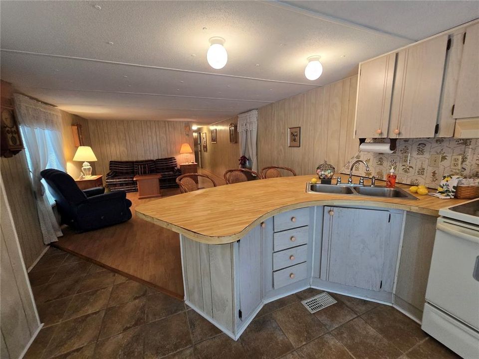 En Venta: $76,000 (2 camas, 1 baños, 784 Pies cuadrados)