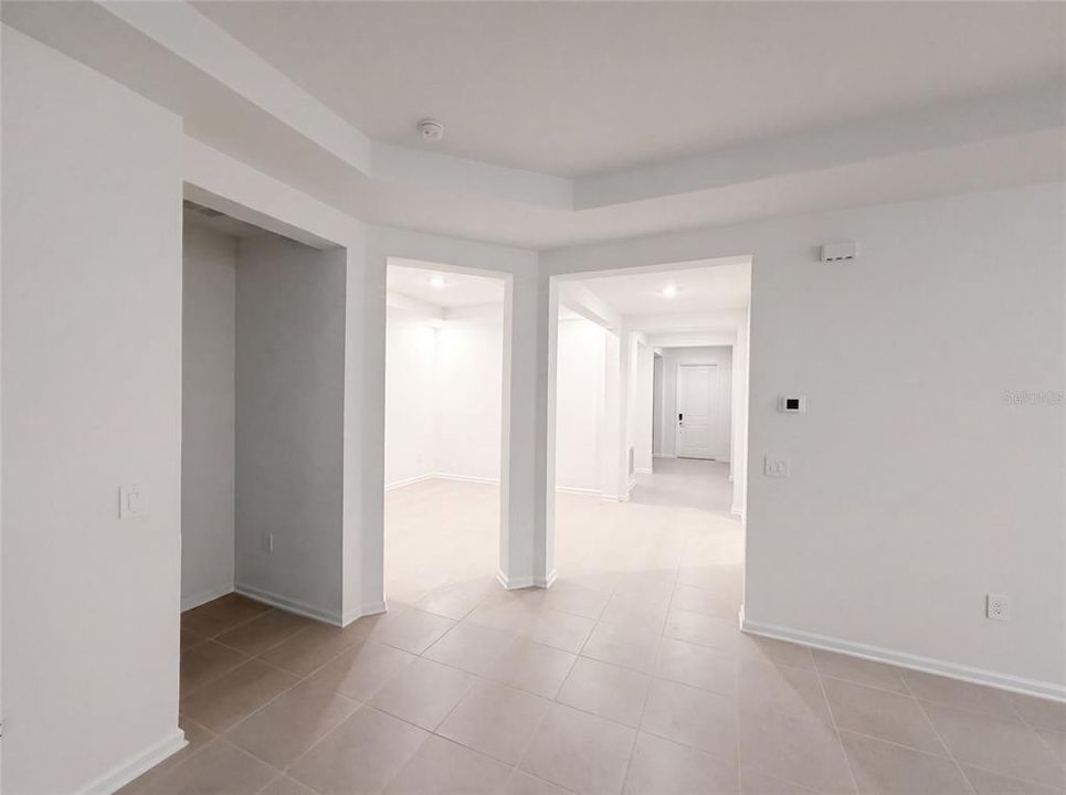 На продажу: $440,000 (3 спален, 2 ванн, 2447 Квадратных фут)