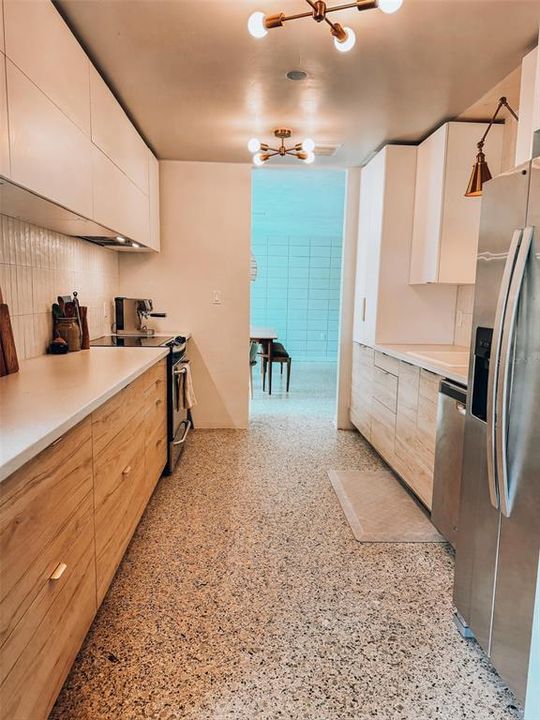 На продажу: $334,900 (3 спален, 2 ванн, 1658 Квадратных фут)