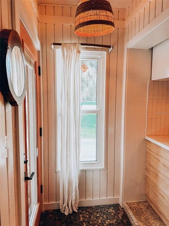 На продажу: $334,900 (3 спален, 2 ванн, 1658 Квадратных фут)