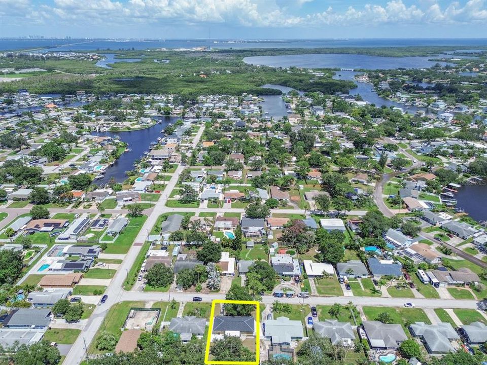 En Venta: $445,000 (3 camas, 2 baños, 1388 Pies cuadrados)