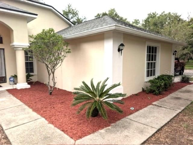 Activo con contrato: $525,000 (4 camas, 2 baños, 2185 Pies cuadrados)
