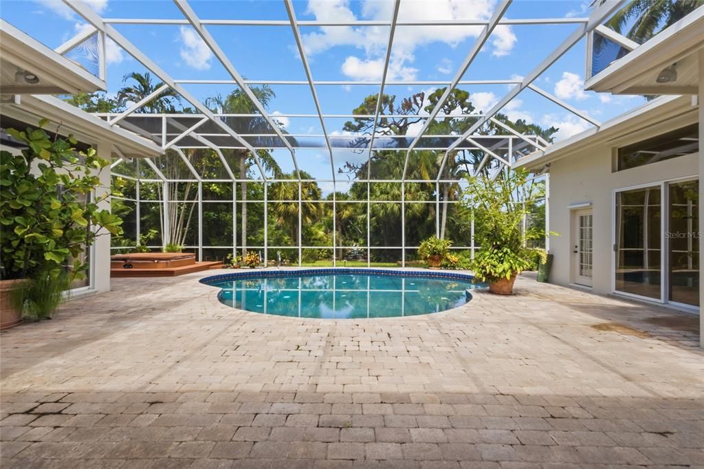 En Venta: $1,650,000 (4 camas, 3 baños, 3993 Pies cuadrados)